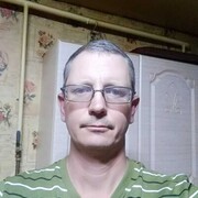  ,  Petr, 40