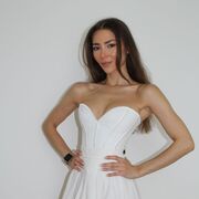  ,   Anna, 24 ,   ,   