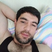  ,  Zak, 33