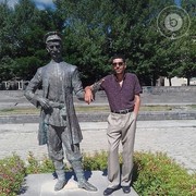  ,   Mkrtich, 49 ,   