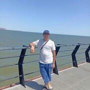 ,   Gagik, 47 ,   ,   