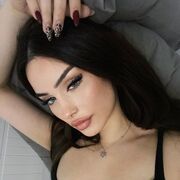  , 