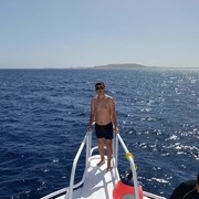  ,   Azat, 38 ,   ,   , c 