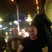  ,  Valentin, 48
