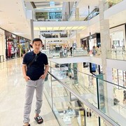  -,   Mr Islombek, 26 ,   ,   