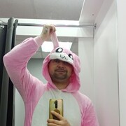  ,  Alexey, 32