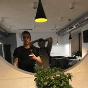  ,   Oliver, 33 ,   ,   