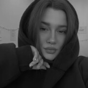  ,   Karina, 22 ,     