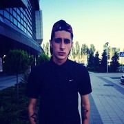  ,   Emir, 33 ,   ,   , c 