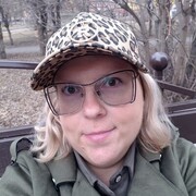  ,   Kira, 41 ,   c 