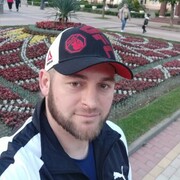  ,   Ali, 35 ,   ,   