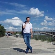  ,  Mike, 28