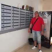  ,   Elcin, 49 ,   ,   , c 