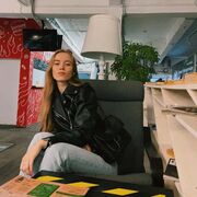  ,  Svetlana, 35