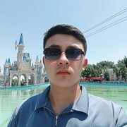 ,  Diyorbek, 25
