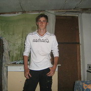  ,   Kolya, 32 ,   