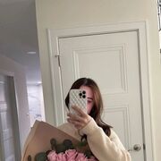  ,  Kira, 27