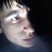 ,  Narek, 30