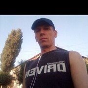  ,  Dima, 38