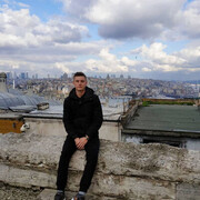  ,  Vadim, 24