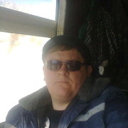 ,  Oleg, 32