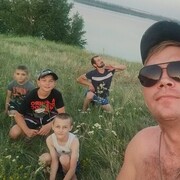  ,   Vladislav, 31 ,   ,   