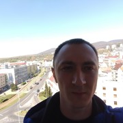  ,  Andrii, 35