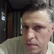  ,   Armen, 34 ,   ,   