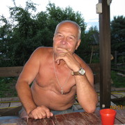 ,   Wlad, 62 ,  