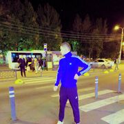  ,  Denis, 34