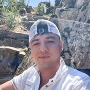  ,  husniddin, 32