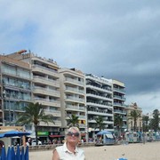  ,   Lora, 61 ,     , c 