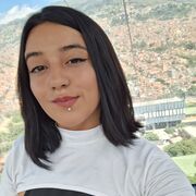  ,   Lola, 29 ,   ,   