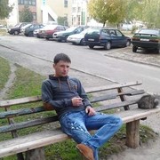  ,  , 32