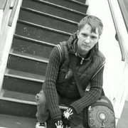  ,   Artem, 32 ,  