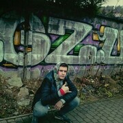  ,  Igor, 25