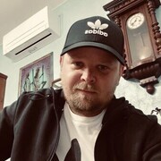  ,  Alex, 35
