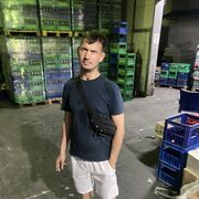  ,   Sergei, 32 ,   c , 