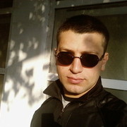  ,  Alberto, 37