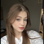  , 