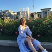  ,   Leila, 24 ,   ,   