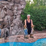  -,   Elena, 58 ,     