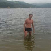  ,   Davit, 36 ,   ,   
