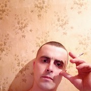  ,  Serge, 37