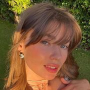 , 