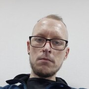  ,   Konstantin, 35 ,     