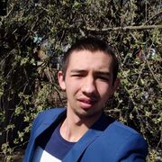  ,  Viktor, 22
