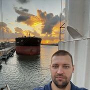  ,  Artem, 30