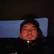 ,  Renat, 36