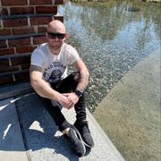  Gliwice,   Roman, 28 ,   ,   